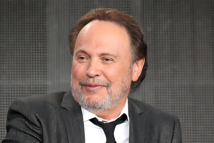 Billy Crystal Net Worth: A Look at the Legendary Career and Life of a Hollywood Icon